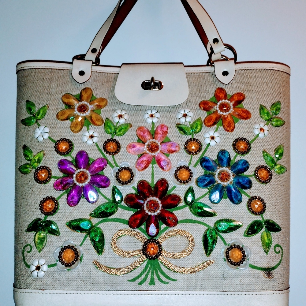 Vintage Enid Collins Jewel Bokay Wooden bottom bag